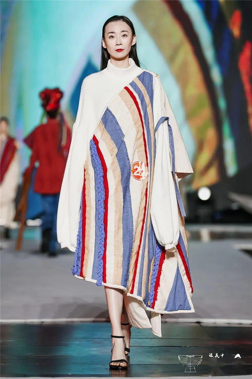 第三屆中國 浙江 民族服飾設(shè)計(jì)展演決賽現(xiàn)場丨迎建黨百年 織民族華服 同心共筑中國夢