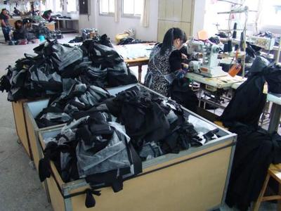 內(nèi)衣加工廠需要自己備材料嗎?揭秘內(nèi)衣加工行業(yè)的創(chuàng)業(yè)機遇與優(yōu)勢